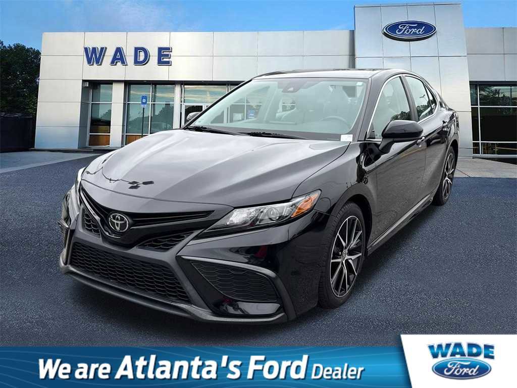 Used 2021 Toyota Camry SE