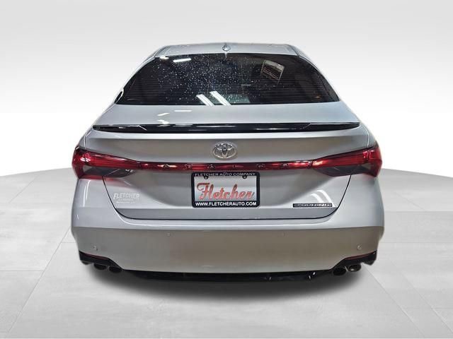 Used 2019 Toyota Avalon Touring w/ Advanced Safety Package image 4