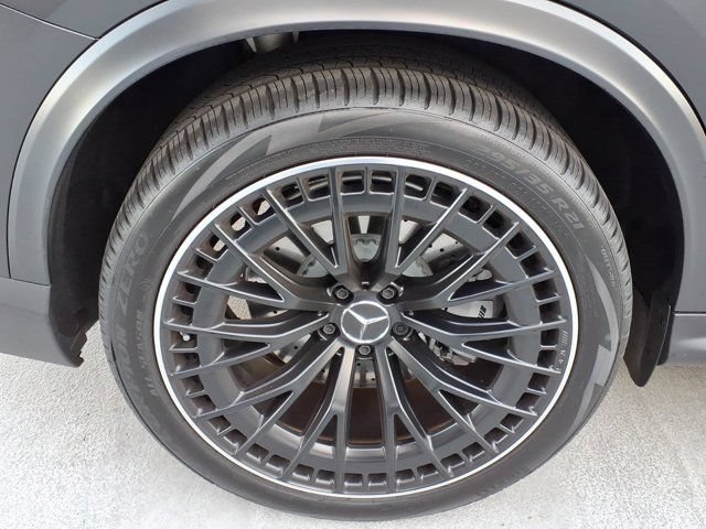 Certified 2024 Mercedes-Benz GLC 43 AMG 4MATIC image 24