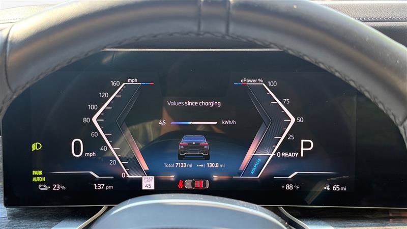 Used 2023 BMW i7 xDrive60 AWD/4WD image 14