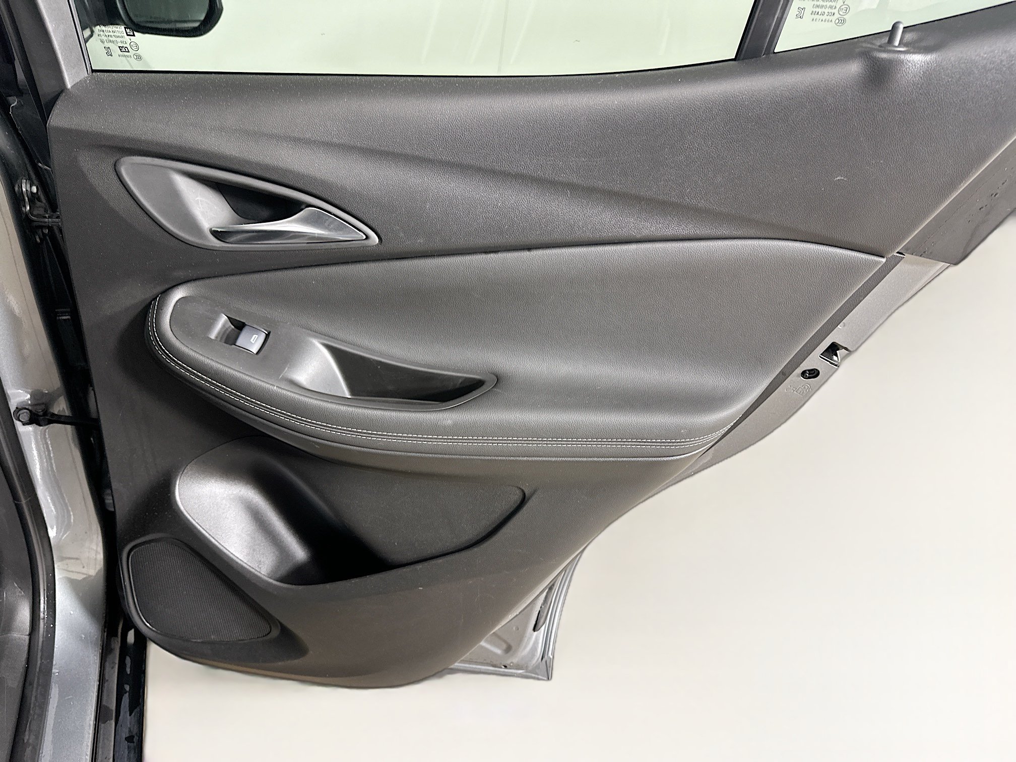 Used 2024 Buick Encore GX Sport Touring FWD image 28