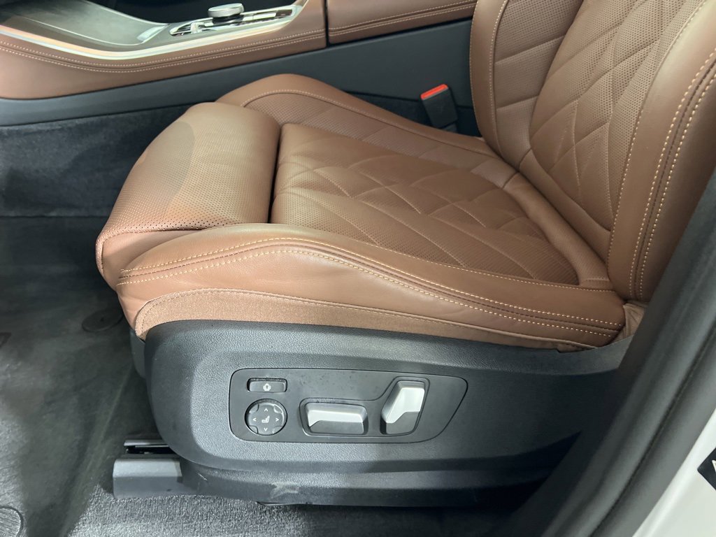 Certified 2024 BMW X5 xDrive40i w/ Premium Package image 16