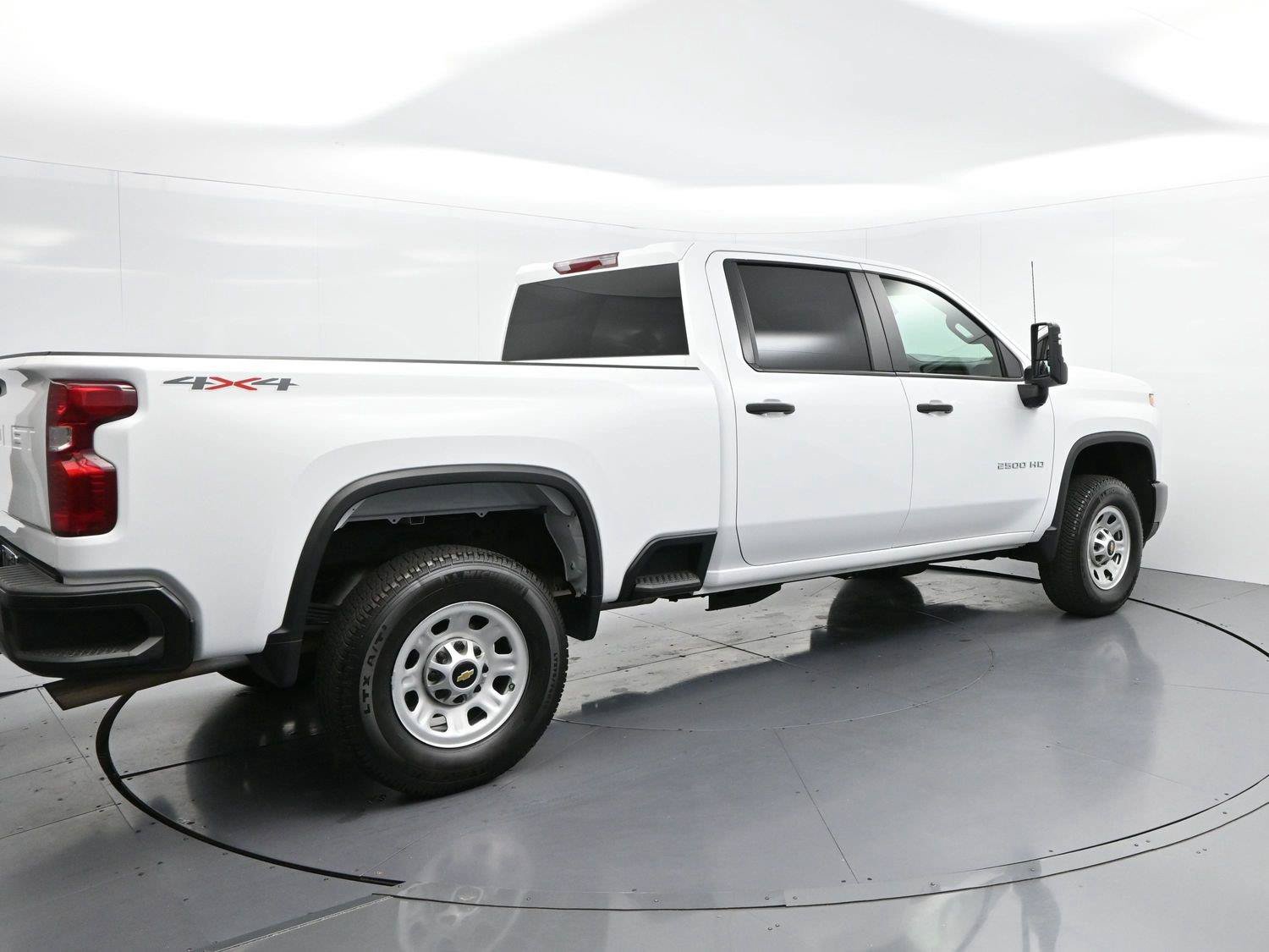 Used 2025 Chevrolet Silverado 2500 W/T w/ WT Convenience Package AWD/4WD image 7