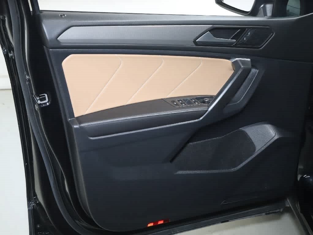Certified 2023 Volkswagen Tiguan SE AWD/4WD image 15