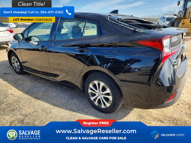 Used 2019 Toyota Prius XLE w/ Advanced Technology Package AWD/4WD image 3