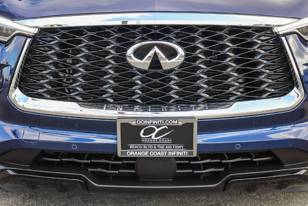Certified 2023 INFINITI QX60 Luxe w/ Cargo Package FWD image 5