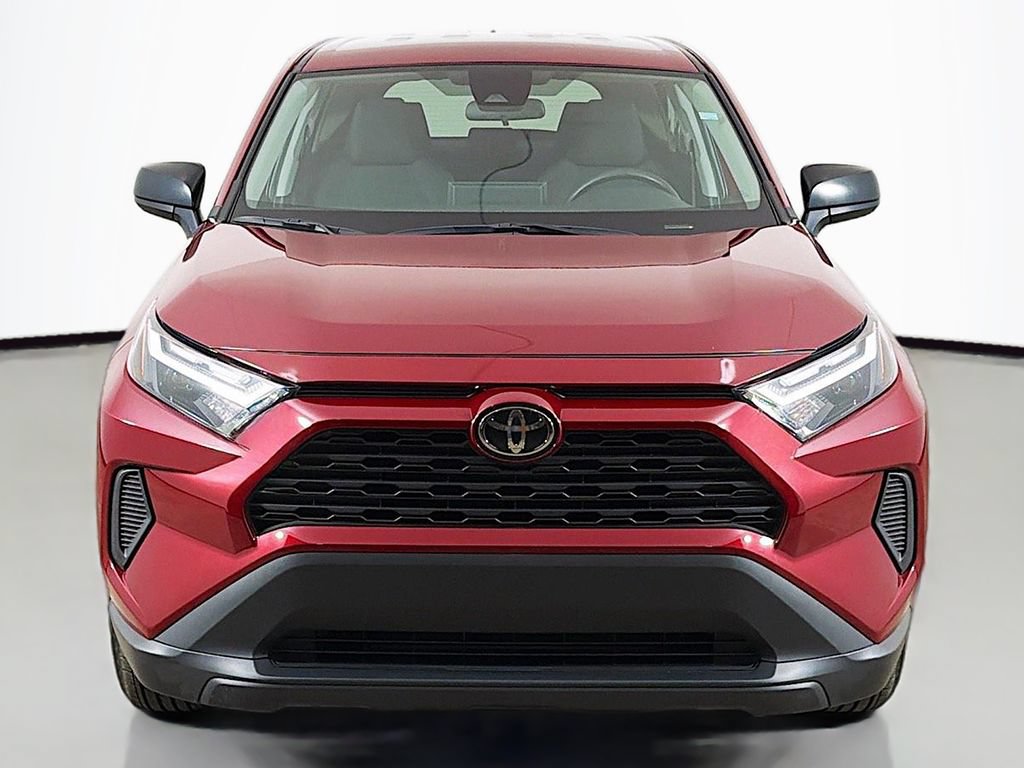 Used 2025 Toyota RAV4 LE AWD/4WD image 9