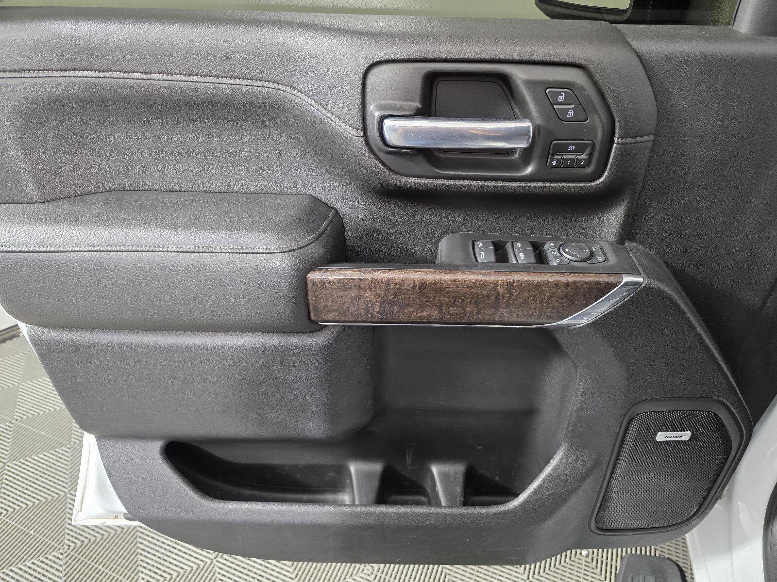 Used 2020 GMC Sierra 2500 Denali w/ Denali Ultimate Package image 16