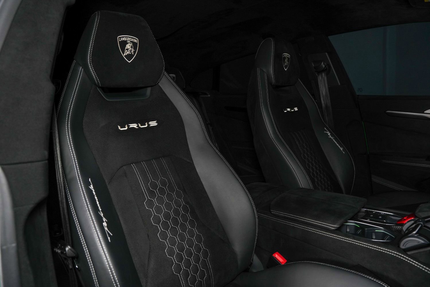 Used 2023 Lamborghini Urus Performante image 34