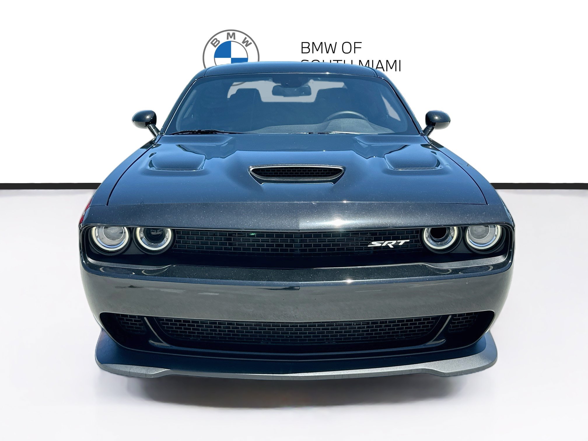 Used 2015 Dodge Challenger SRT Hellcat RWD image 2