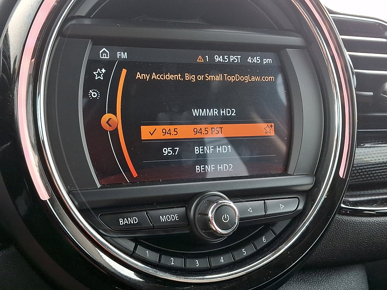 Used 2019 MINI Cooper Clubman ALL4 AWD/4WD image 18