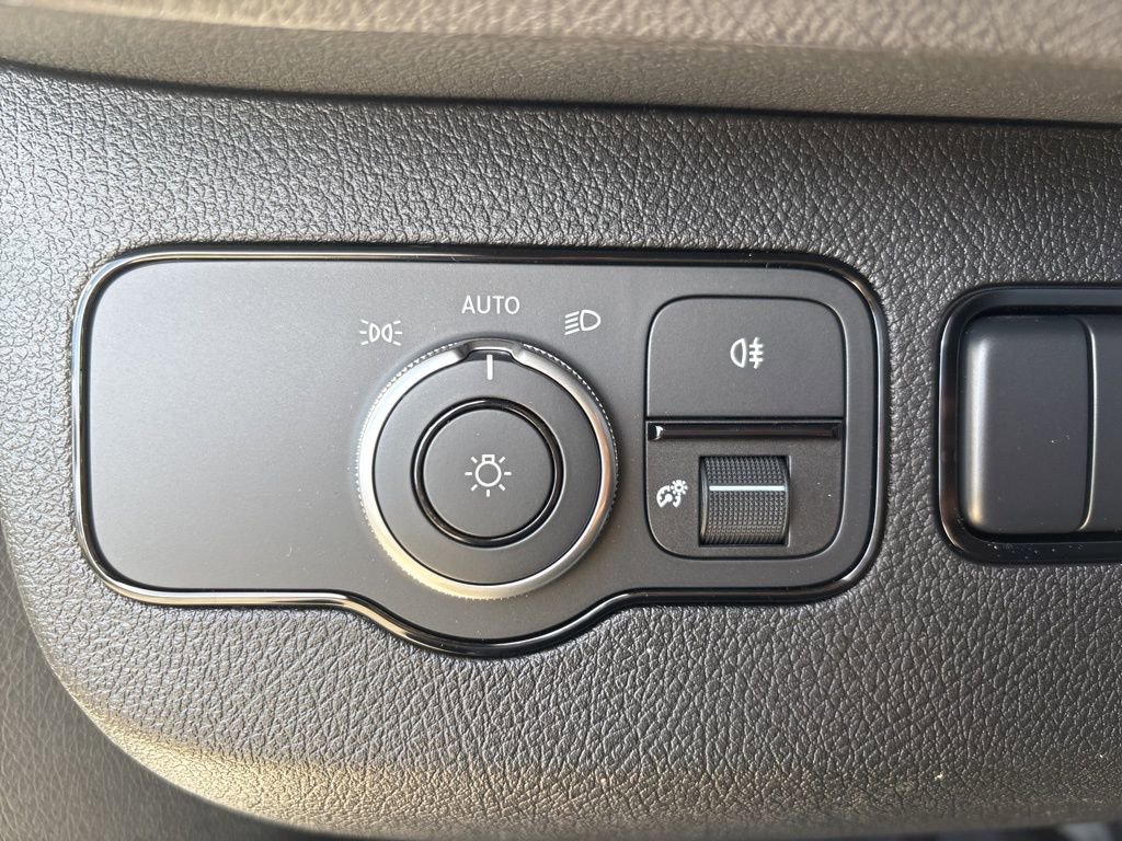 New 2026 Mercedes-Benz Sprinter 144 Cargo image 30