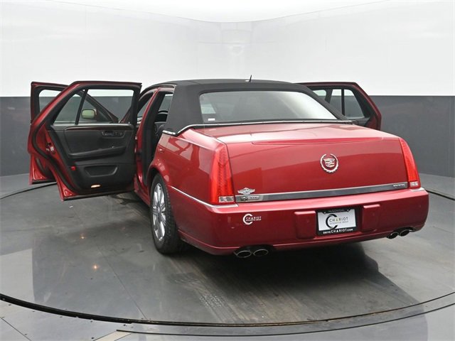 Used 2007 Cadillac DTS Luxury II image 53