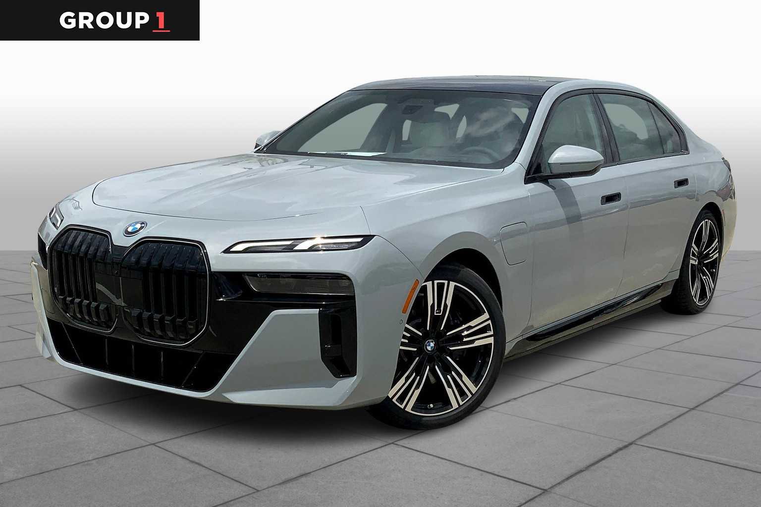 New 2025 BMW 750e xDrive