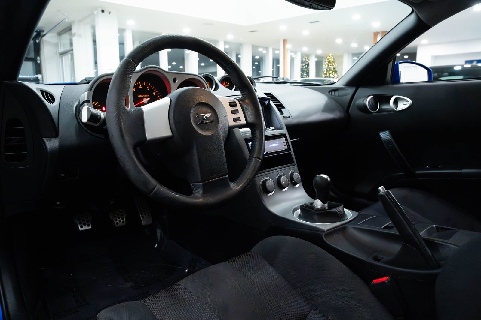 Used 2003 Nissan 350Z Track image 16