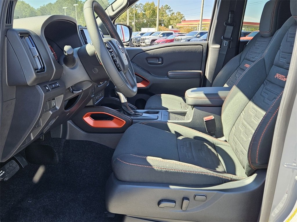 New 2026 Nissan Frontier Pro-X w/ Pro-X Convenience Package image 3