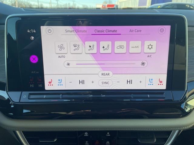 Certified 2025 Volkswagen Atlas SEL image 21