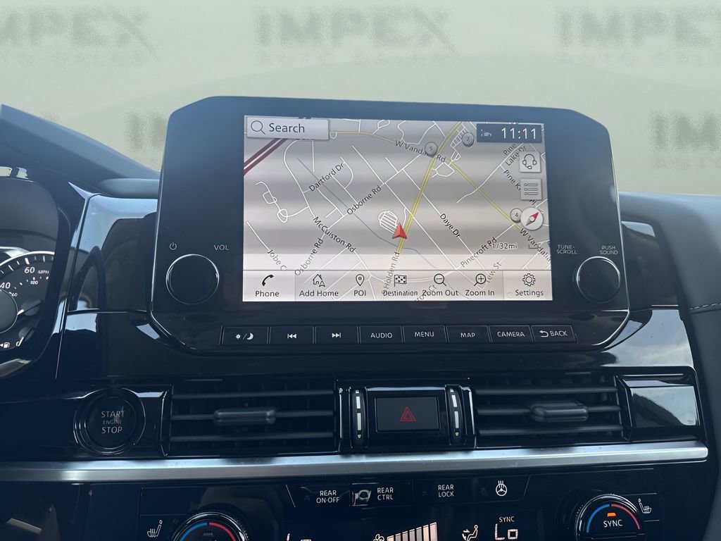 Used 2025 Nissan Pathfinder SL AWD/4WD image 21