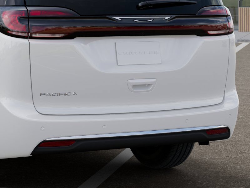 New 2027 Chrysler Pacifica Select FWD image 13