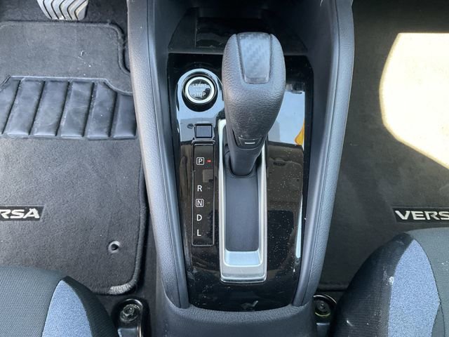 Used 2024 Nissan Versa SV w/ Trunk Package image 22