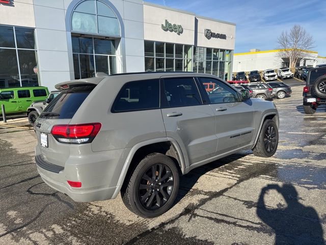 Certified 2022 Jeep Grand Cherokee Laredo X image 7