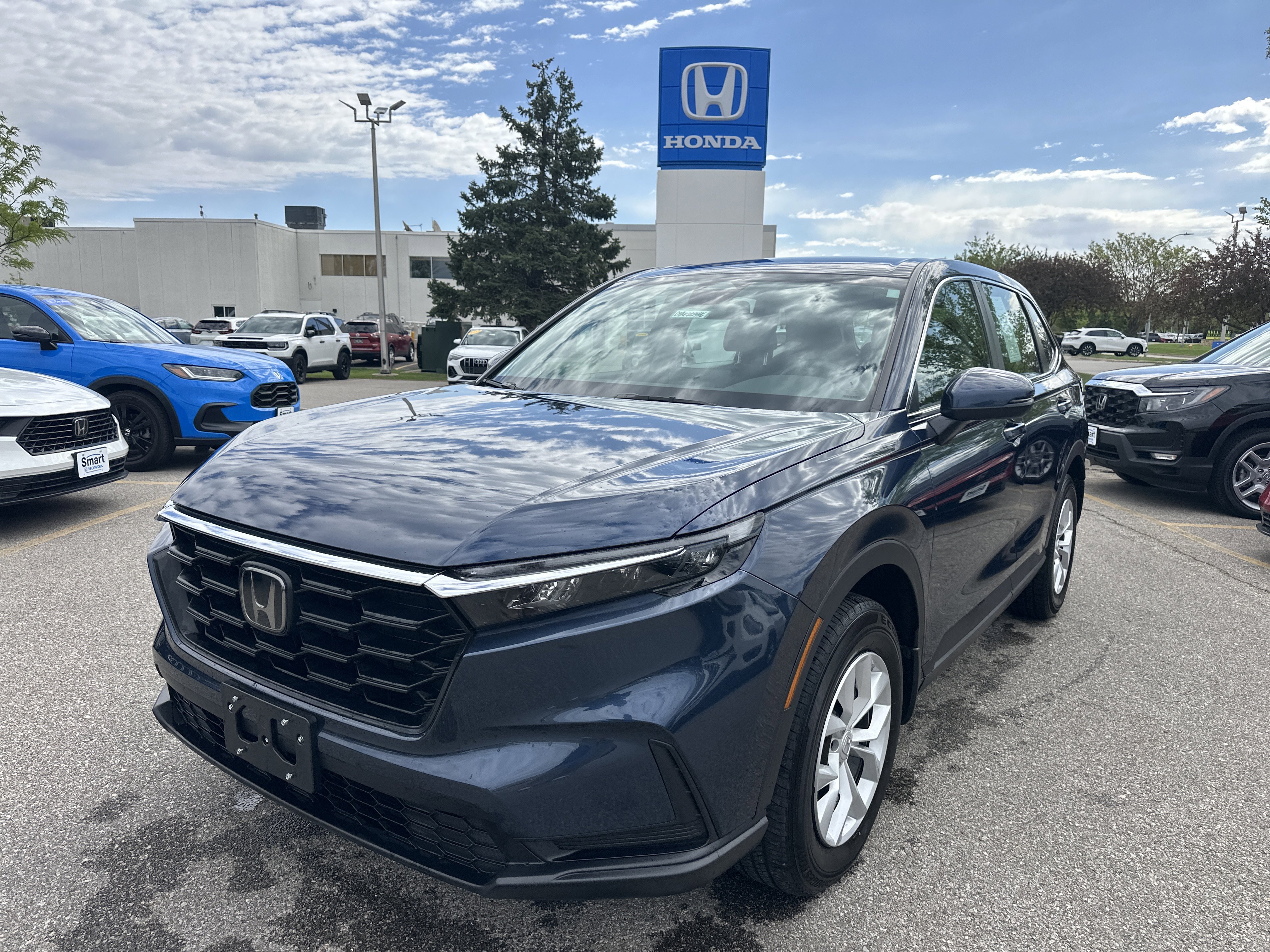 Certified 2023 Honda CR-V LX image 1
