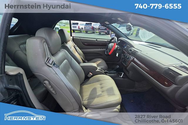 Used 2001 Chrysler Sebring LXi image 17