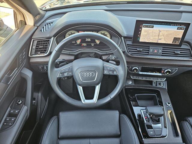 Used 2023 Audi Q5 2.0T Premium Plus w/ Premium Plus Package AWD/4WD image 5