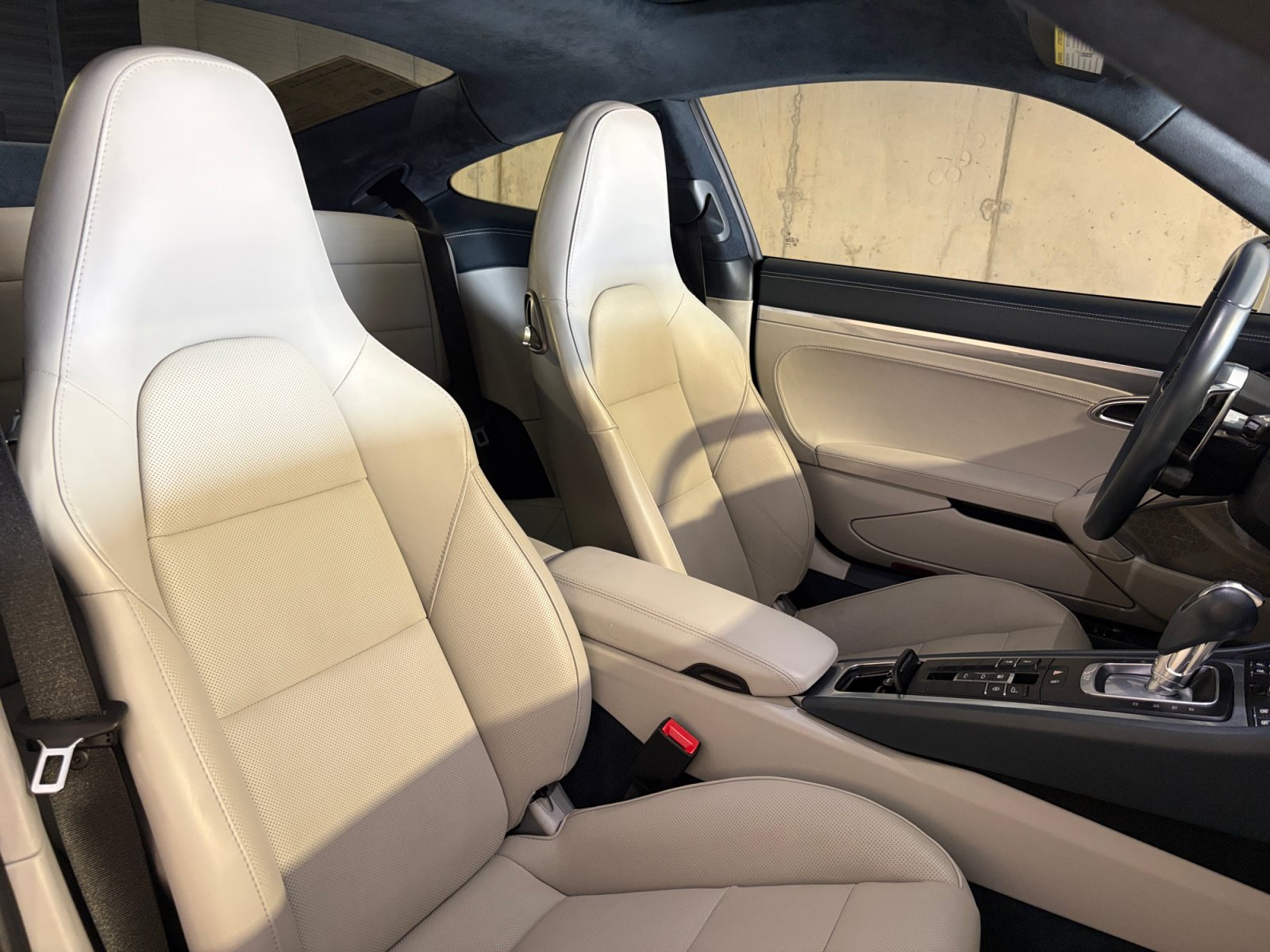 Certified 2019 Porsche 911 Carrera 4S AWD/4WD image 26