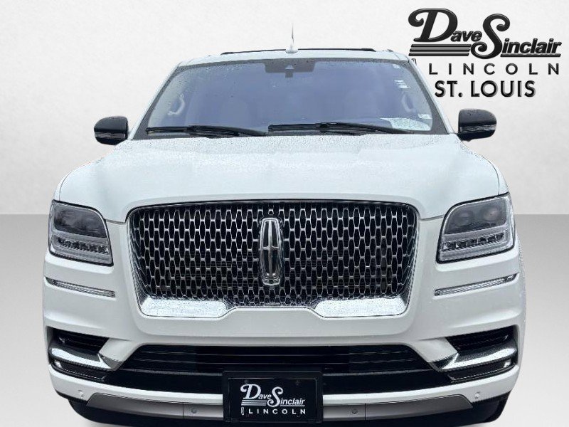 Used 2020 Lincoln Navigator L Reserve w/ Luxury Package image 2