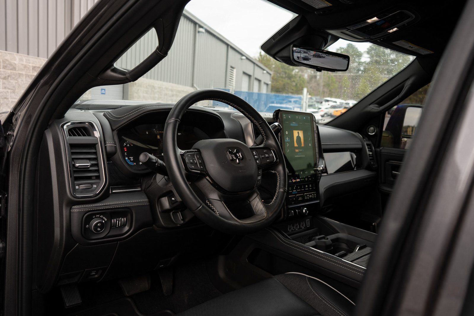 Used 2025 RAM 3500 Limited image 20