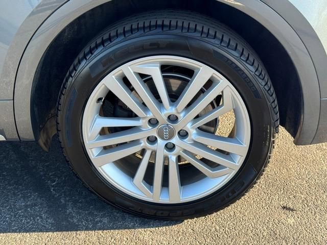 Used 2019 Audi Q5 2.0T Premium Plus image 7