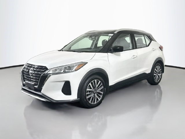 Used 2023 Nissan Kicks SV FWD image 4