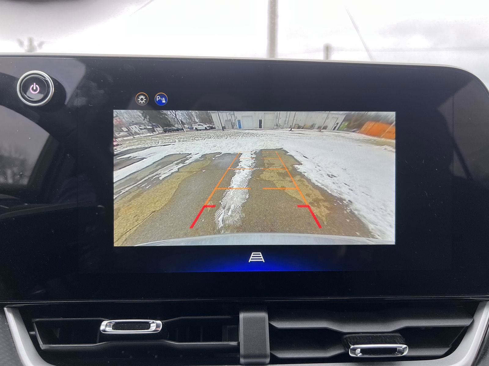 Used 2025 Chevrolet Equinox LT image 20