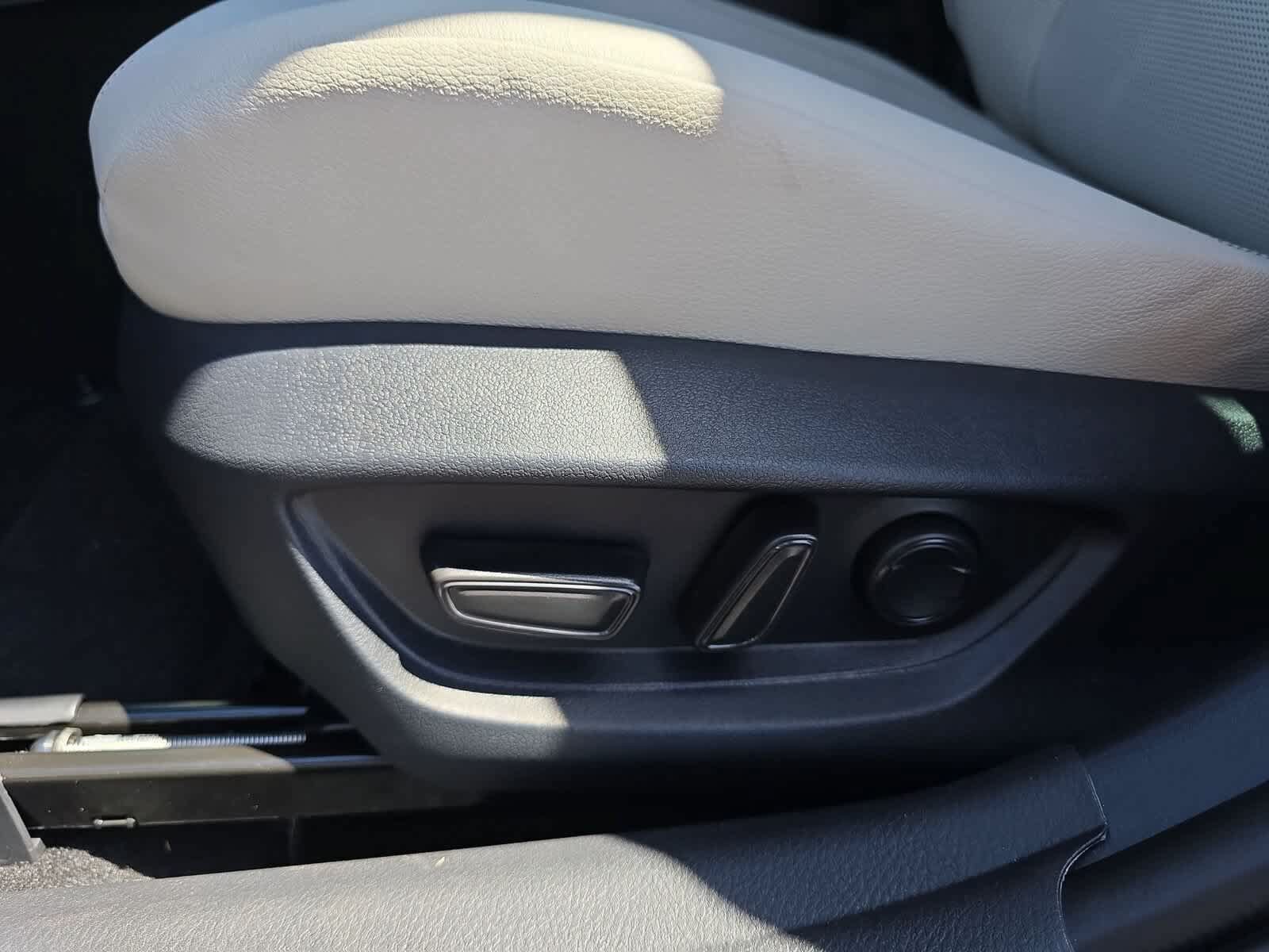 New 2026 Toyota Camry XLE FWD image 18