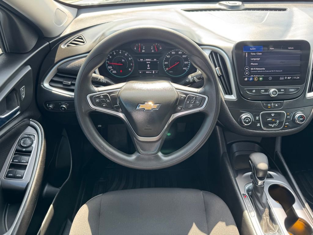 Used 2022 Chevrolet Malibu LS image 18