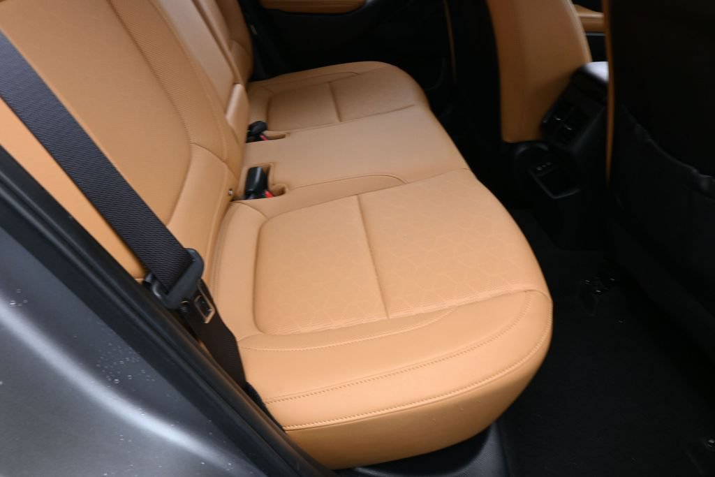Used 2024 Kia Seltos EX FWD image 38