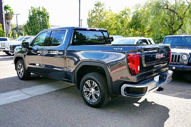 Used 2025 GMC Sierra 1500 SLT AWD/4WD image 6