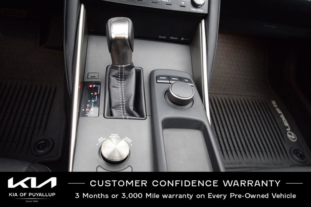 Used 2017 Lexus IS 200t RWD image 24