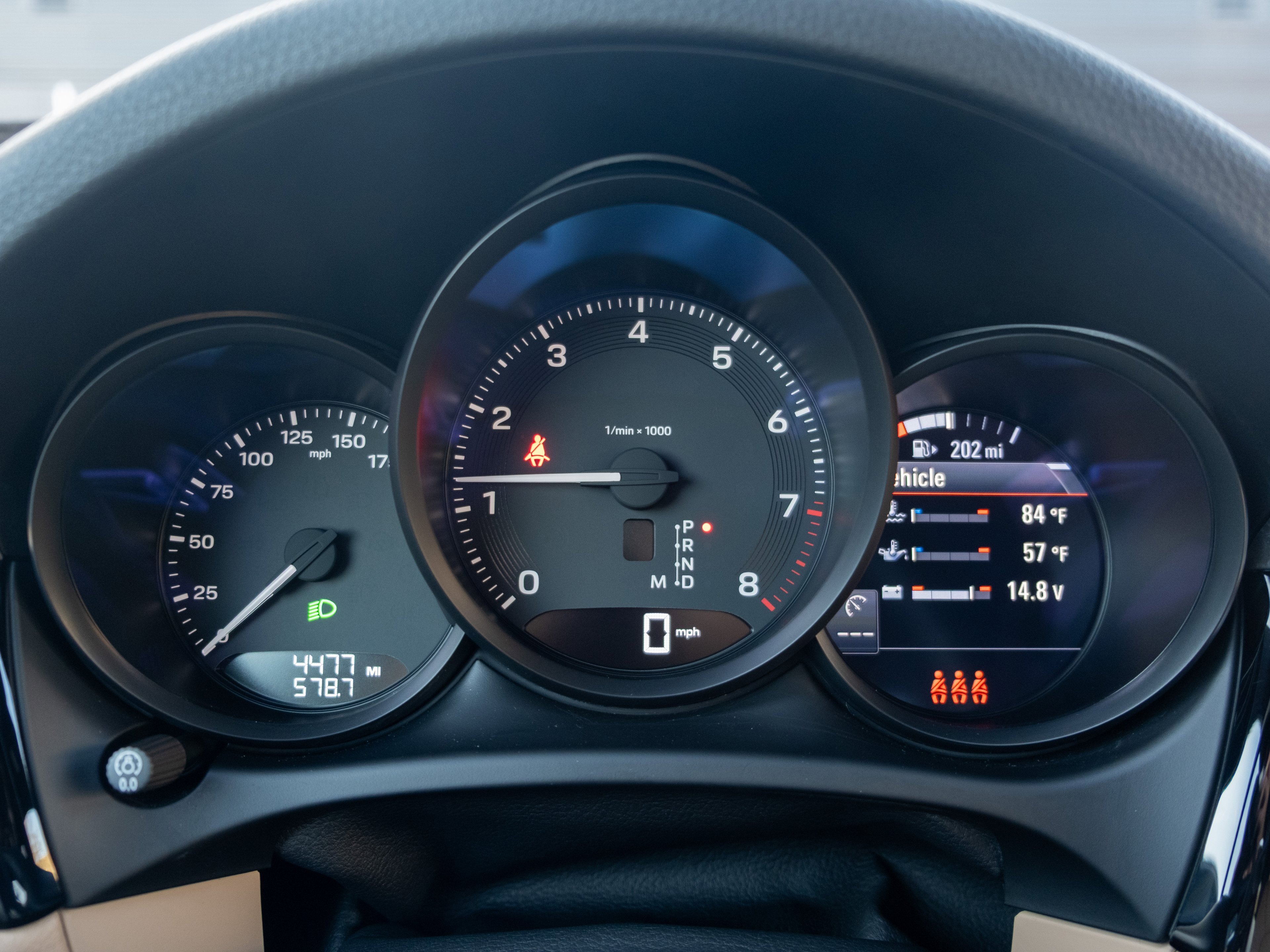 Certified 2025 Porsche Macan image 26