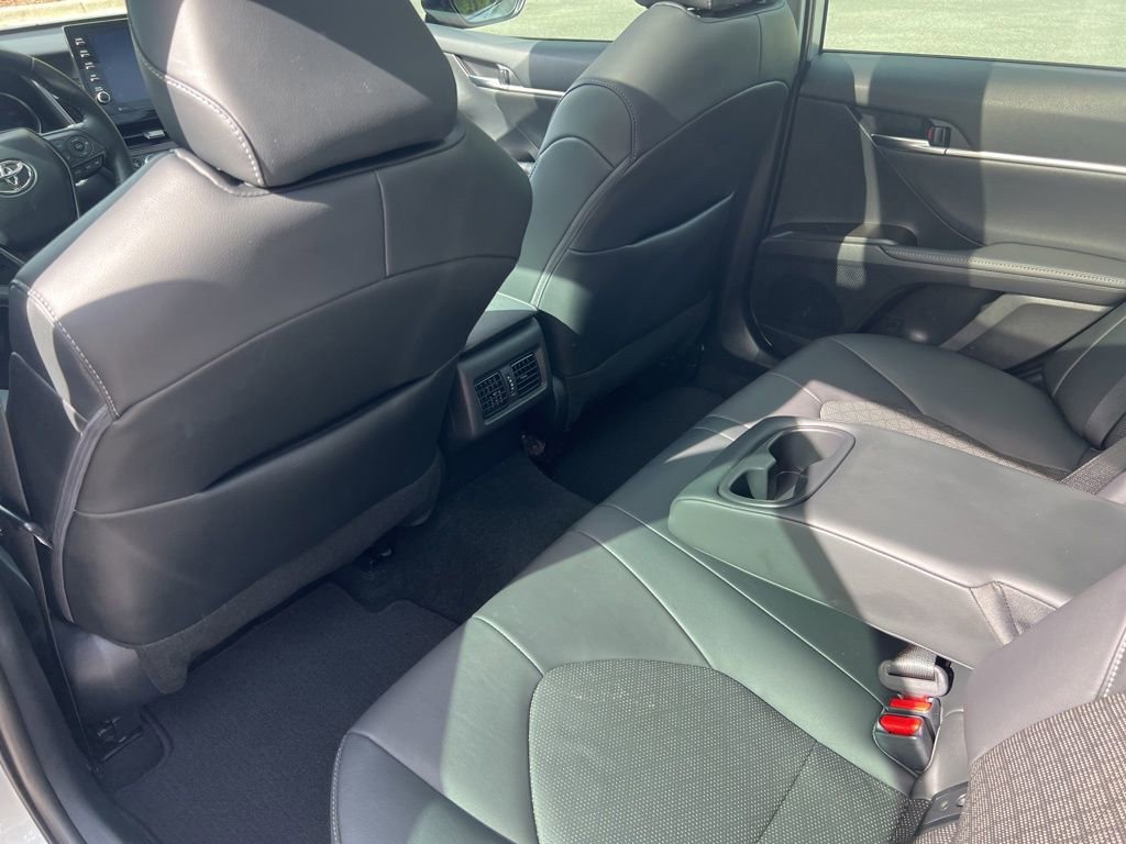 Used 2023 Toyota Camry XSE FWD image 15