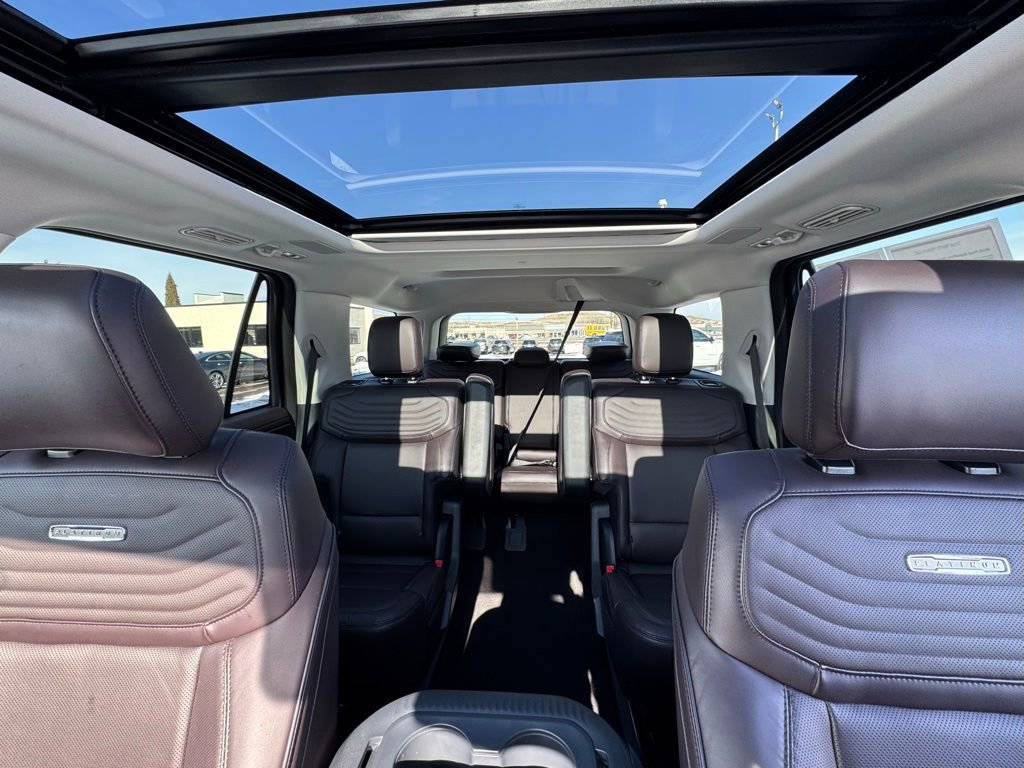 Used 2025 Ford Expedition Platinum w/ Platinum Ultimate Package image 27
