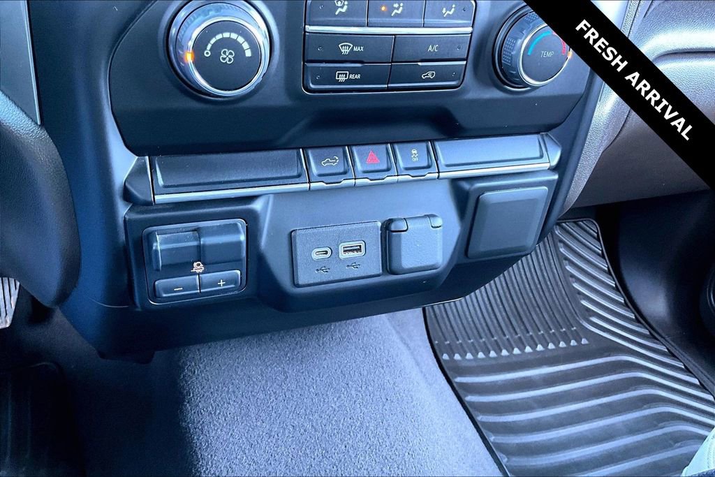 Used 2023 Chevrolet Silverado 3500 LT w/ Remote Start Package image 16