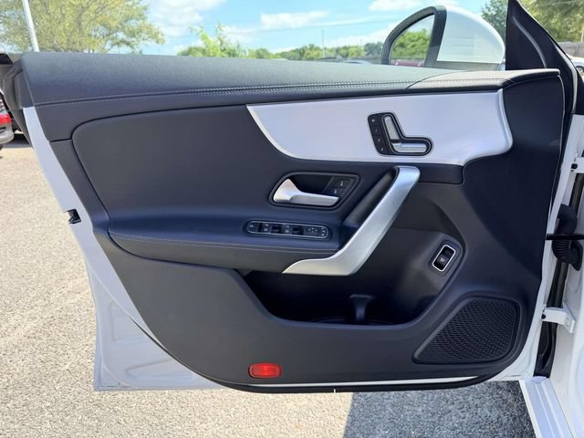 Used 2025 Mercedes-Benz CLA 250 4MATIC image 14