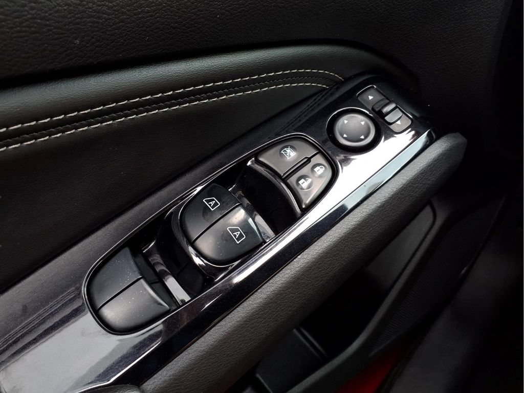 Used 2020 Nissan Altima 2.5 SV AWD/4WD image 16