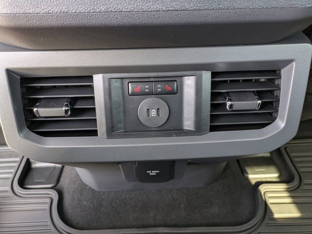 New 2026 Ford F350 Lariat w/ Black Appearance Package image 17