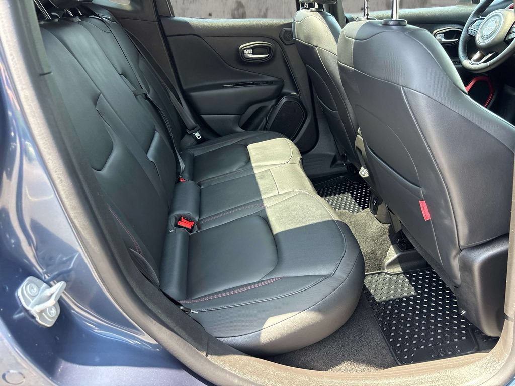 Used 2022 Jeep Renegade Trailhawk w/ Sun/Sound Group AWD/4WD image 15
