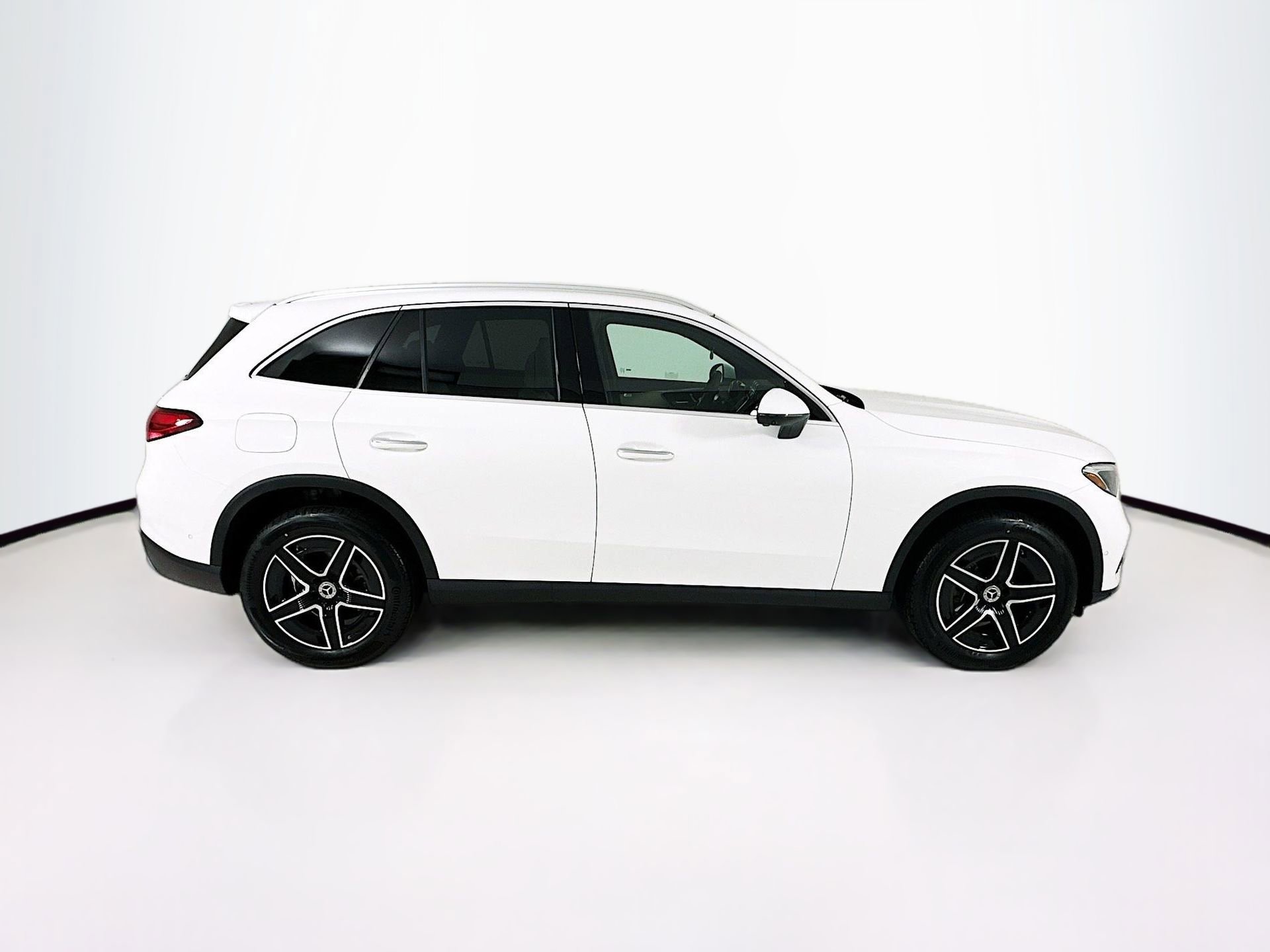 New 2026 Mercedes-Benz GLC 300 4MATIC image 9