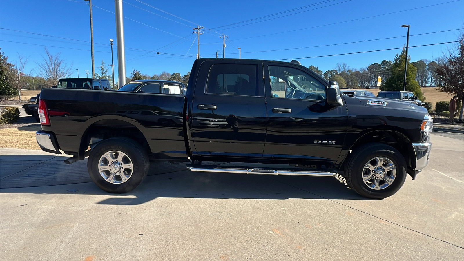 Used 2024 RAM 2500 Big Horn w/ Bed Utility Group image 7