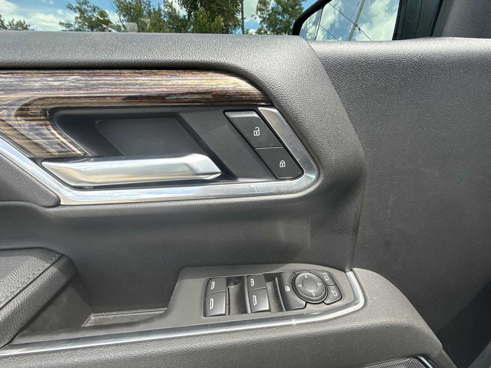 Certified 2025 GMC Sierra 1500 Elevation AWD/4WD image 22